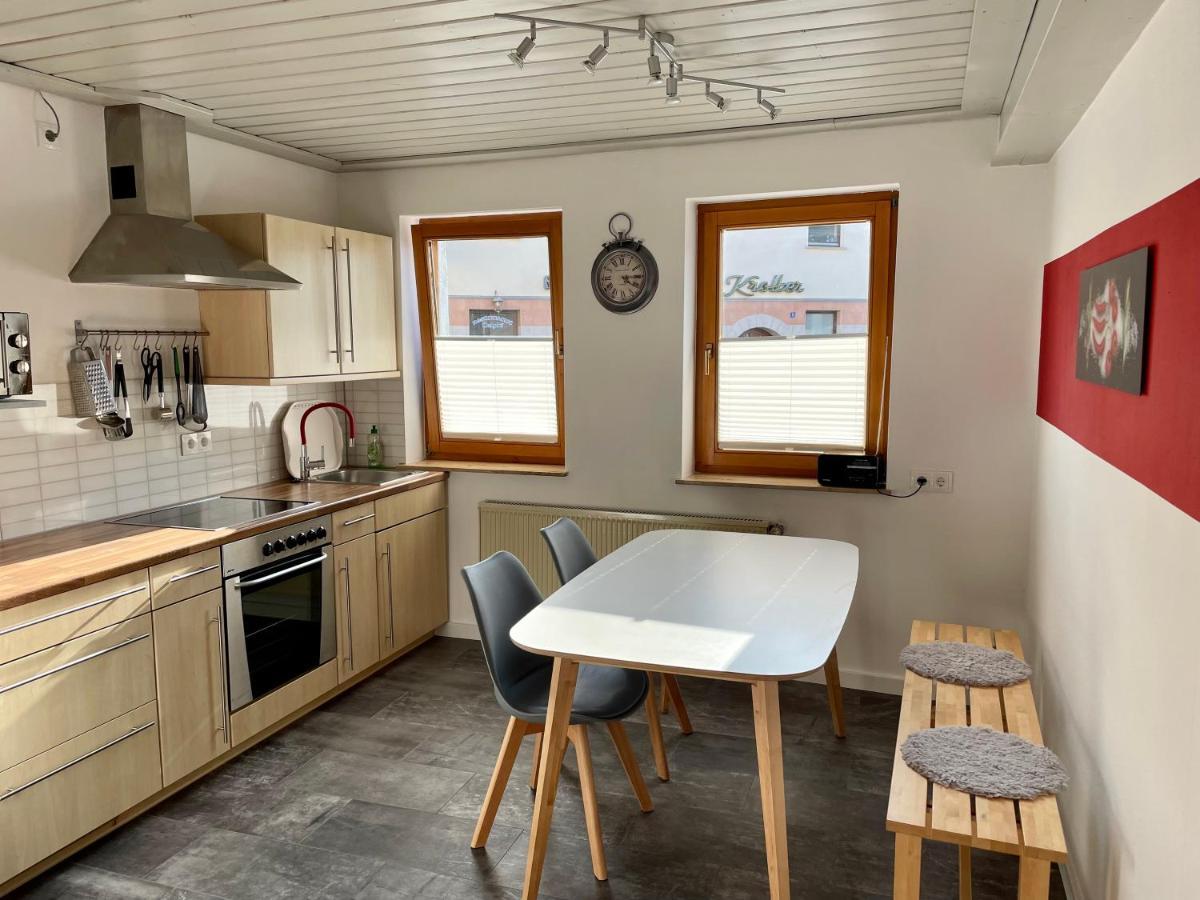 Moderne Ferienwohnung In Historischer Altstadt - Keine Monteurswohnung Хильпольтштайн Экстерьер фото