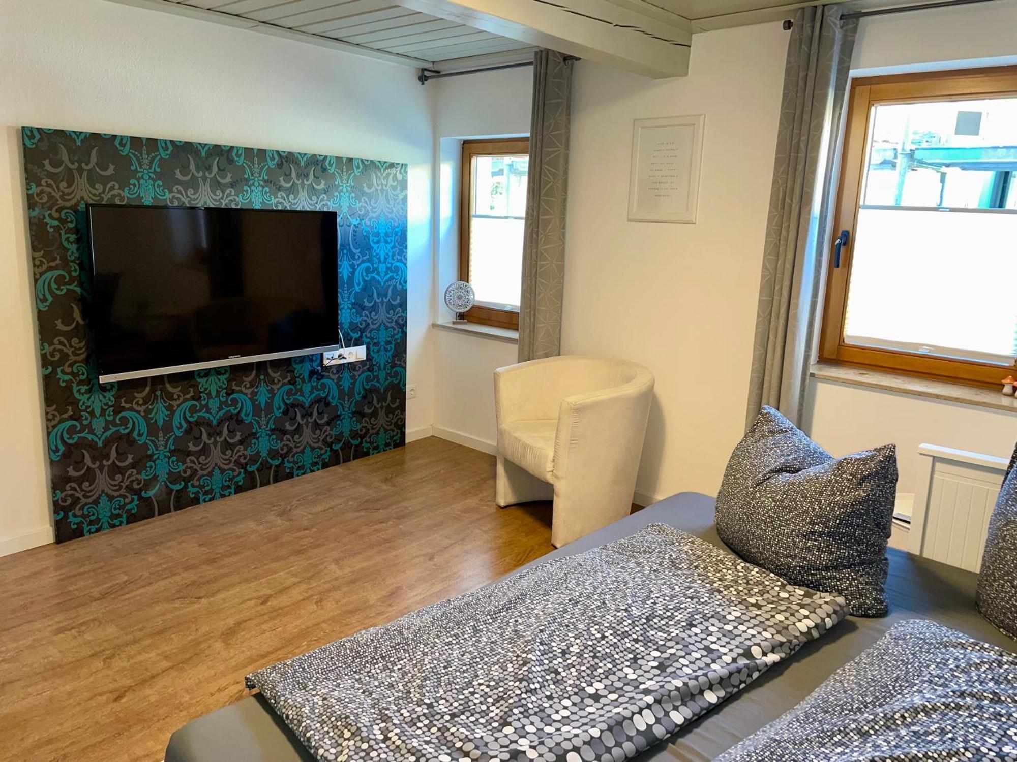 Moderne Ferienwohnung In Historischer Altstadt - Keine Monteurswohnung Хильпольтштайн Экстерьер фото